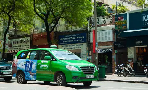 Which Taxi to Hire to Cu Chi Tunnels, Mai Linh