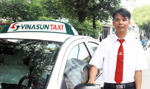 How to take a taxi in Ho Chi Minh with Vina Sun