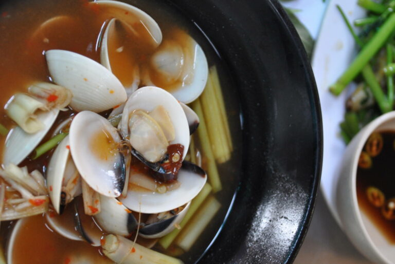 motorbike food tour in ho chi minh city